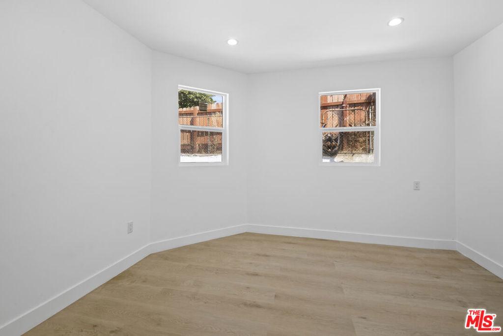 S Mott St, Los Angeles, CA 90023