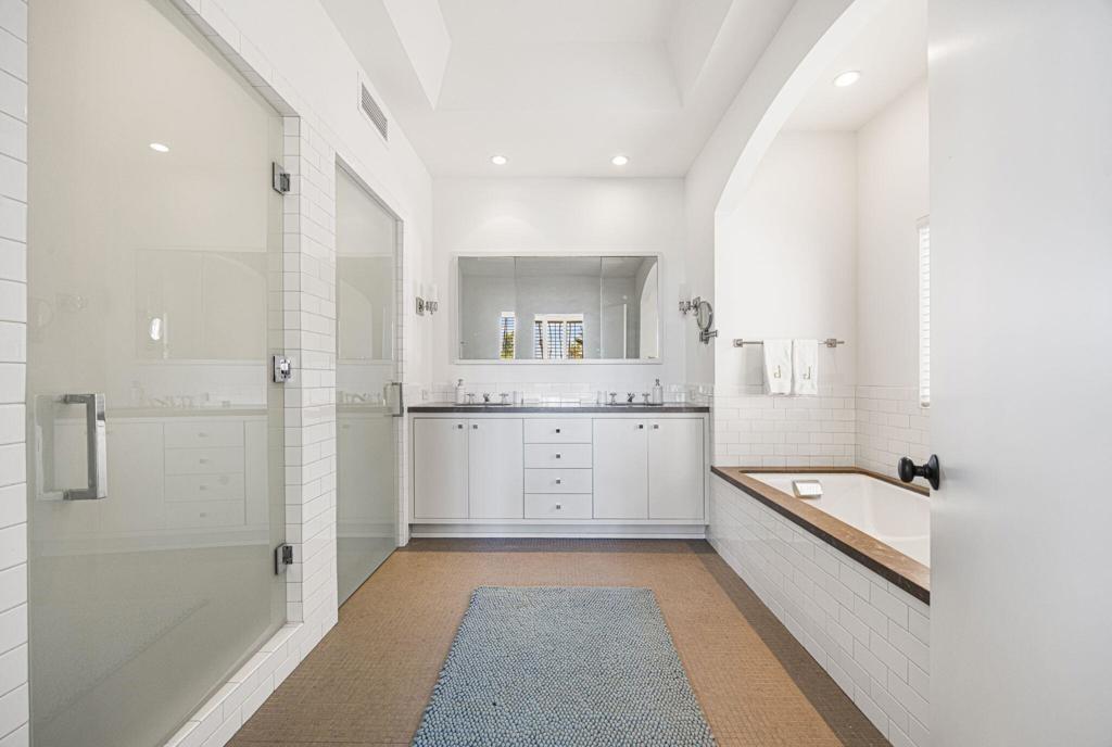 Malabata Dr, Palm Desert, CA 92260
