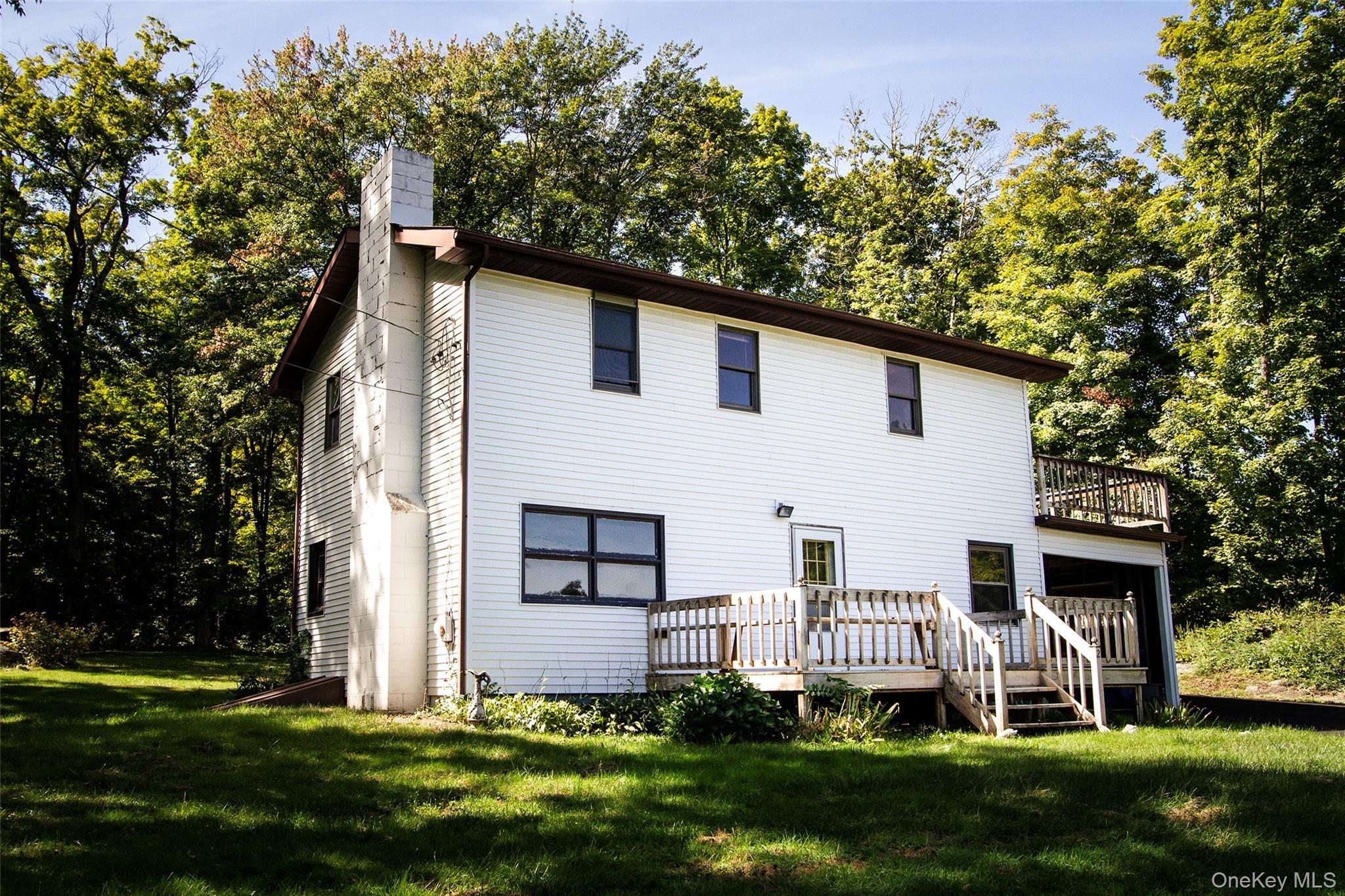 Enderkill Dr, Staatsburg, NY 12580