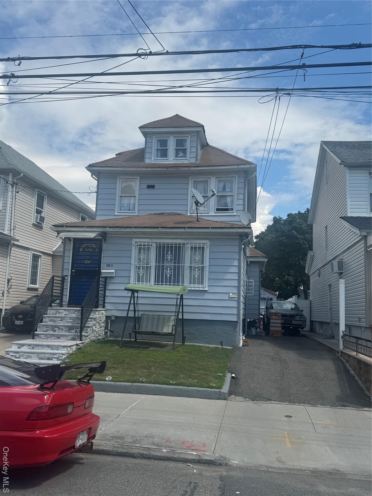 122nd St, South Richmond Hill, NY 11419