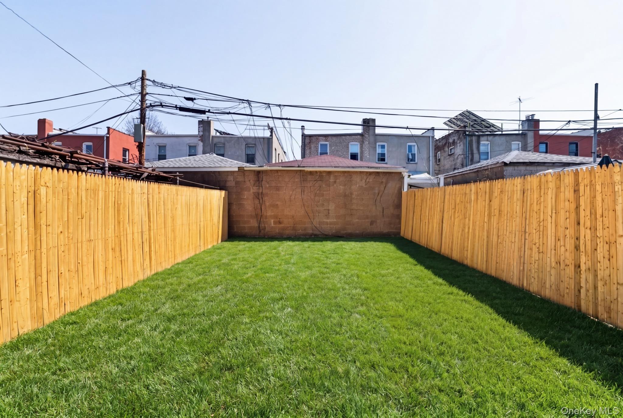 E 54th St, Brooklyn, NY 11203
