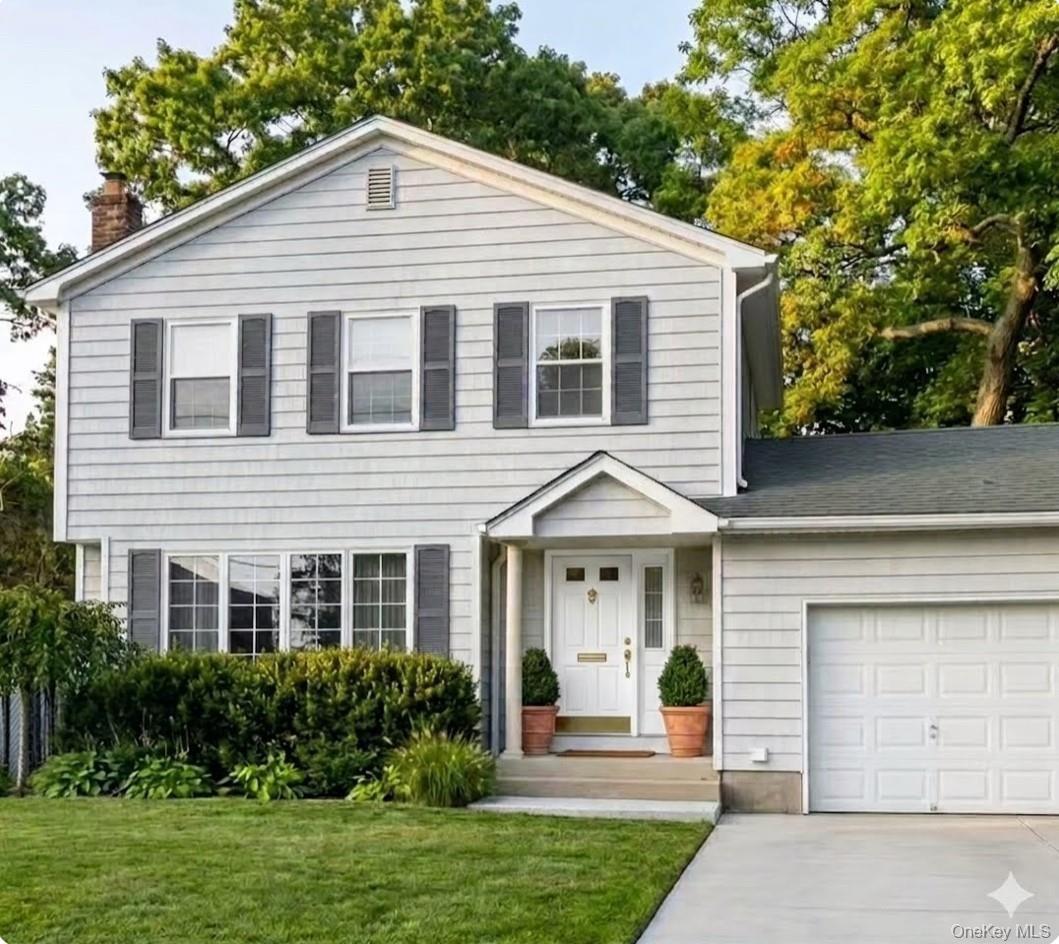 W Pulaski Rd, Huntington Station, NY 11746
