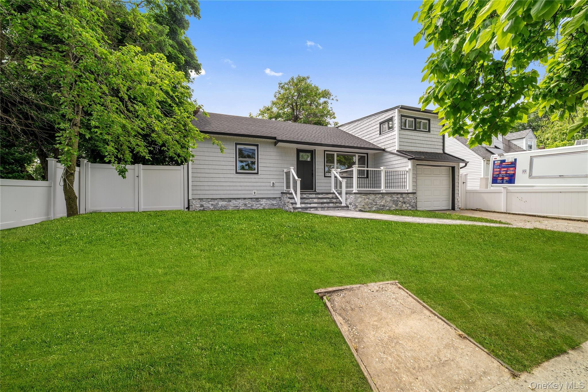 Wright St, Westbury, NY 11590