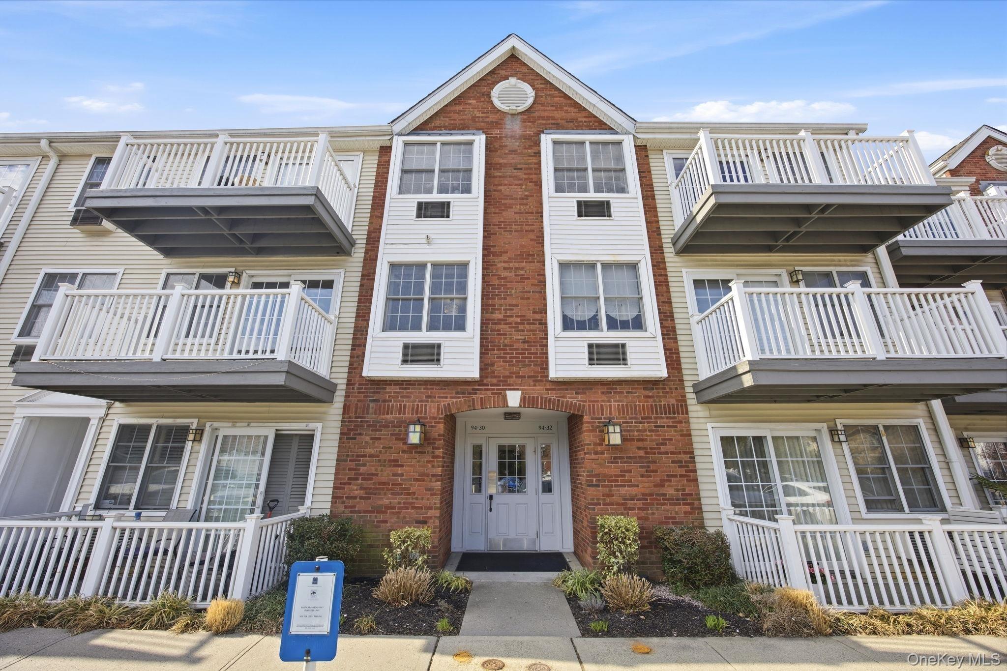 Magnolia Ct, Ozone Park, NY 11417