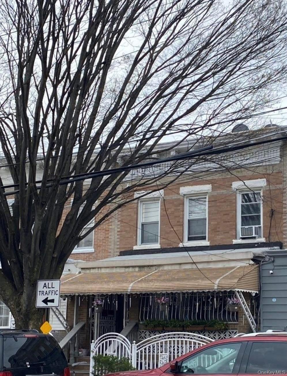 104th St, Ozone Park, NY 11417