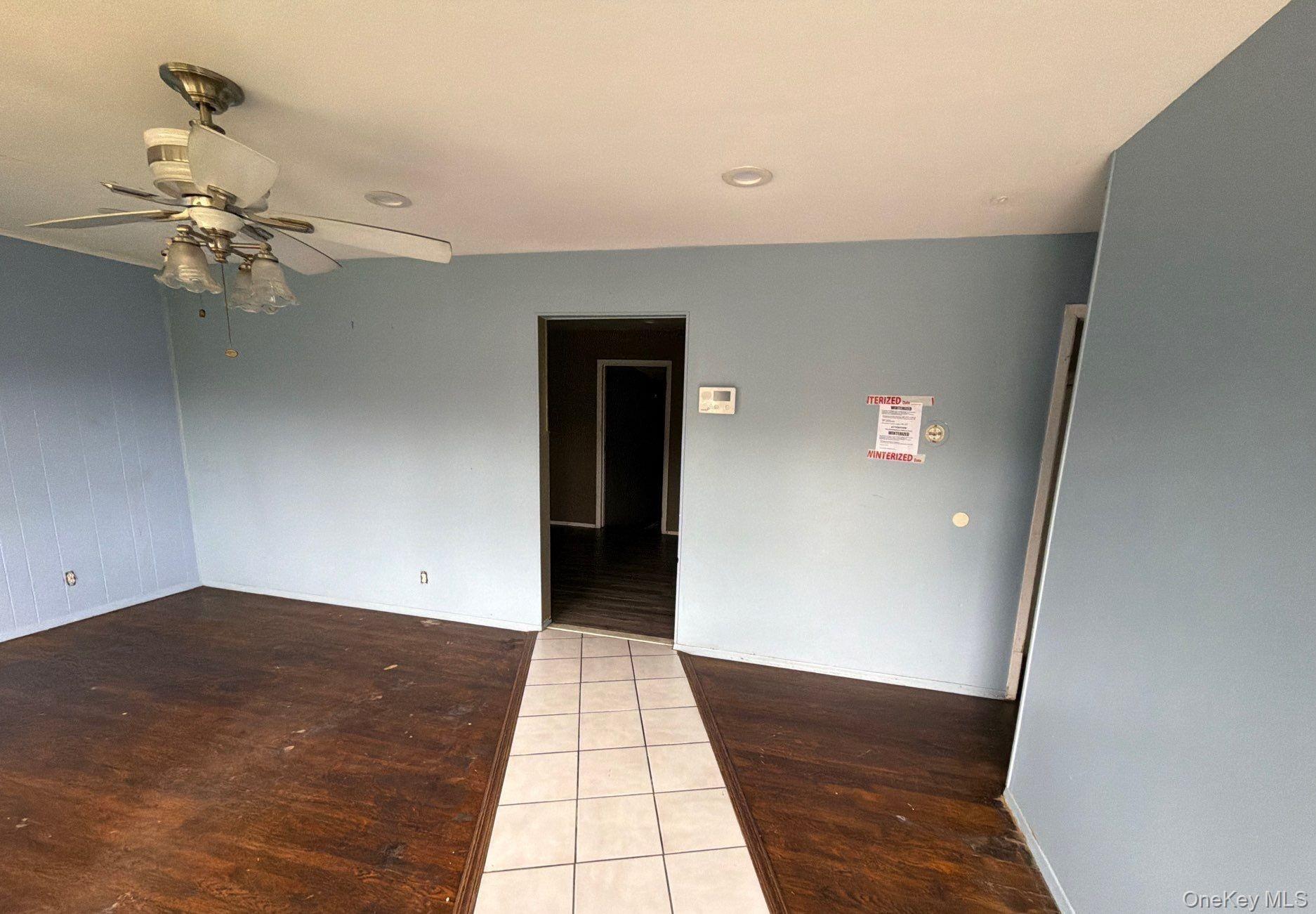 Moffitt Blvd, Islip, NY 11751