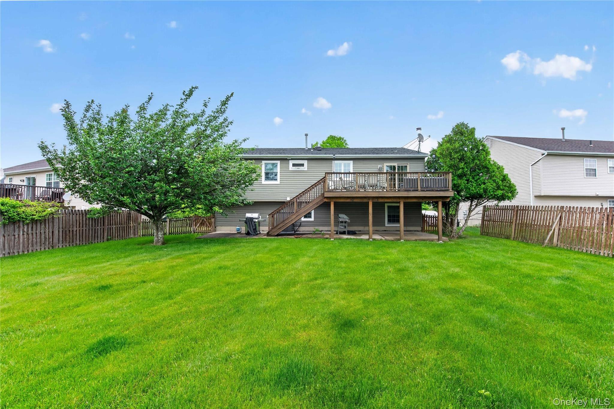 Columbia Cir, Highland Mills, NY 10930