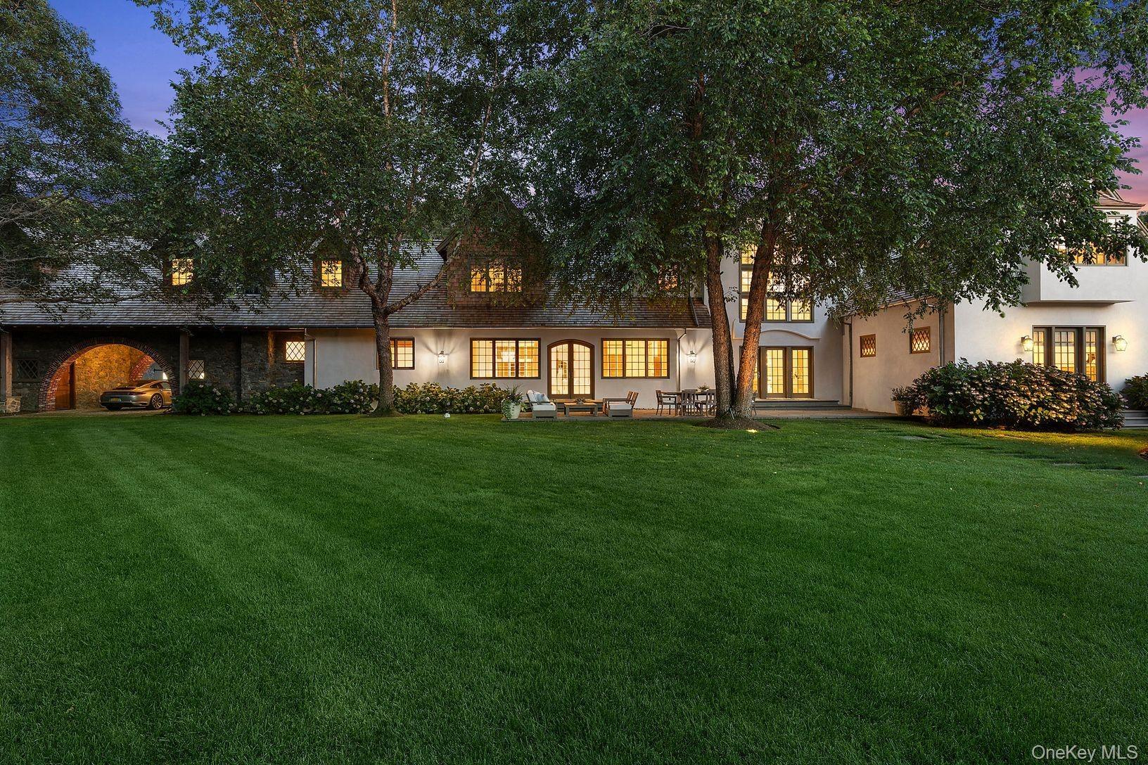 Abrahams Path, East Hampton, NY 11937