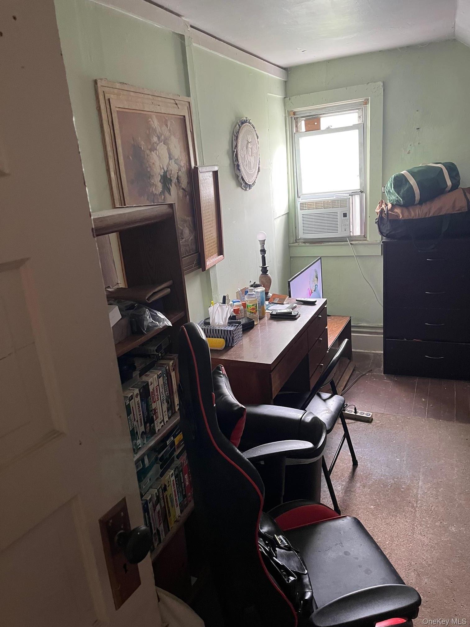 Grand St, Kingston, NY 12401