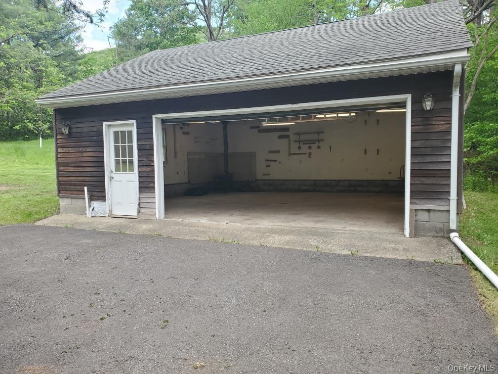 Willa Ln, Chichester, NY 12416