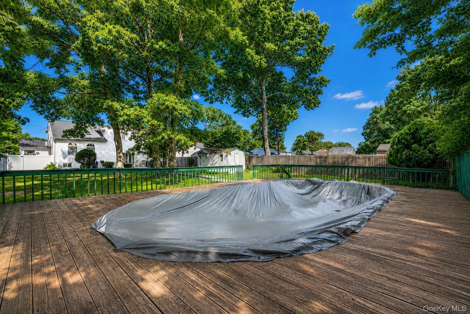 Selden Blvd, Centereach, NY 11720