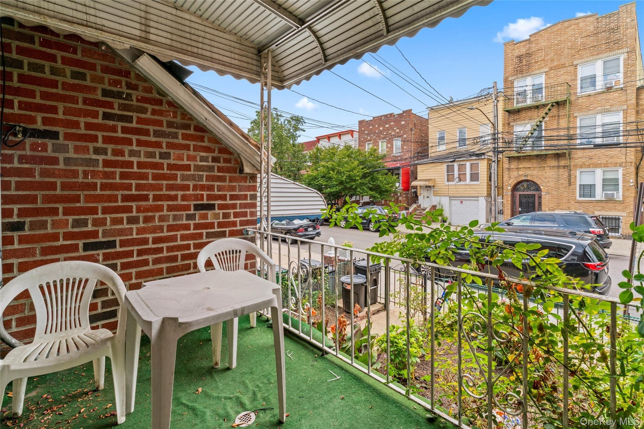 48th Ave, Corona, NY 11368