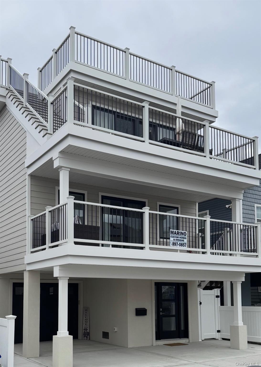 Wisconsin St, Long Beach, NY 11561