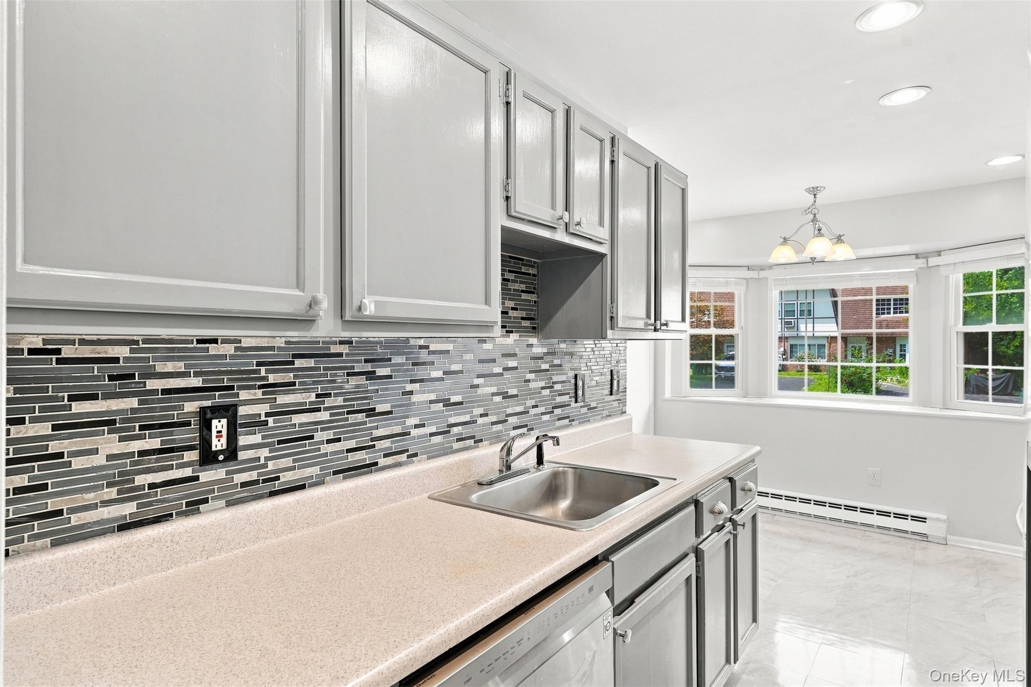Roundtree Ct, Beacon, NY 12508