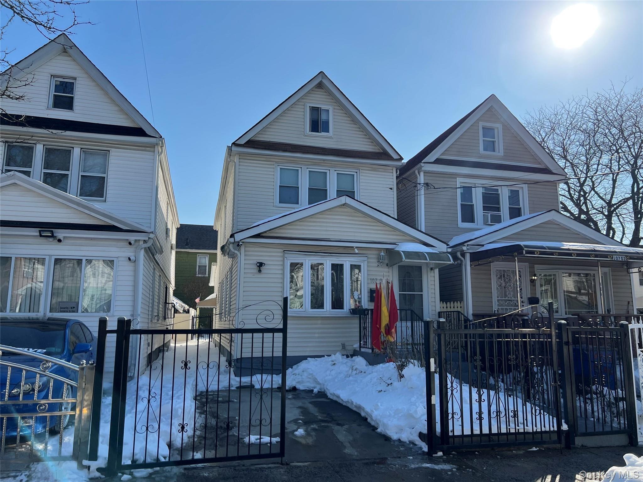 103rd Ave, Ozone Park, NY 11417