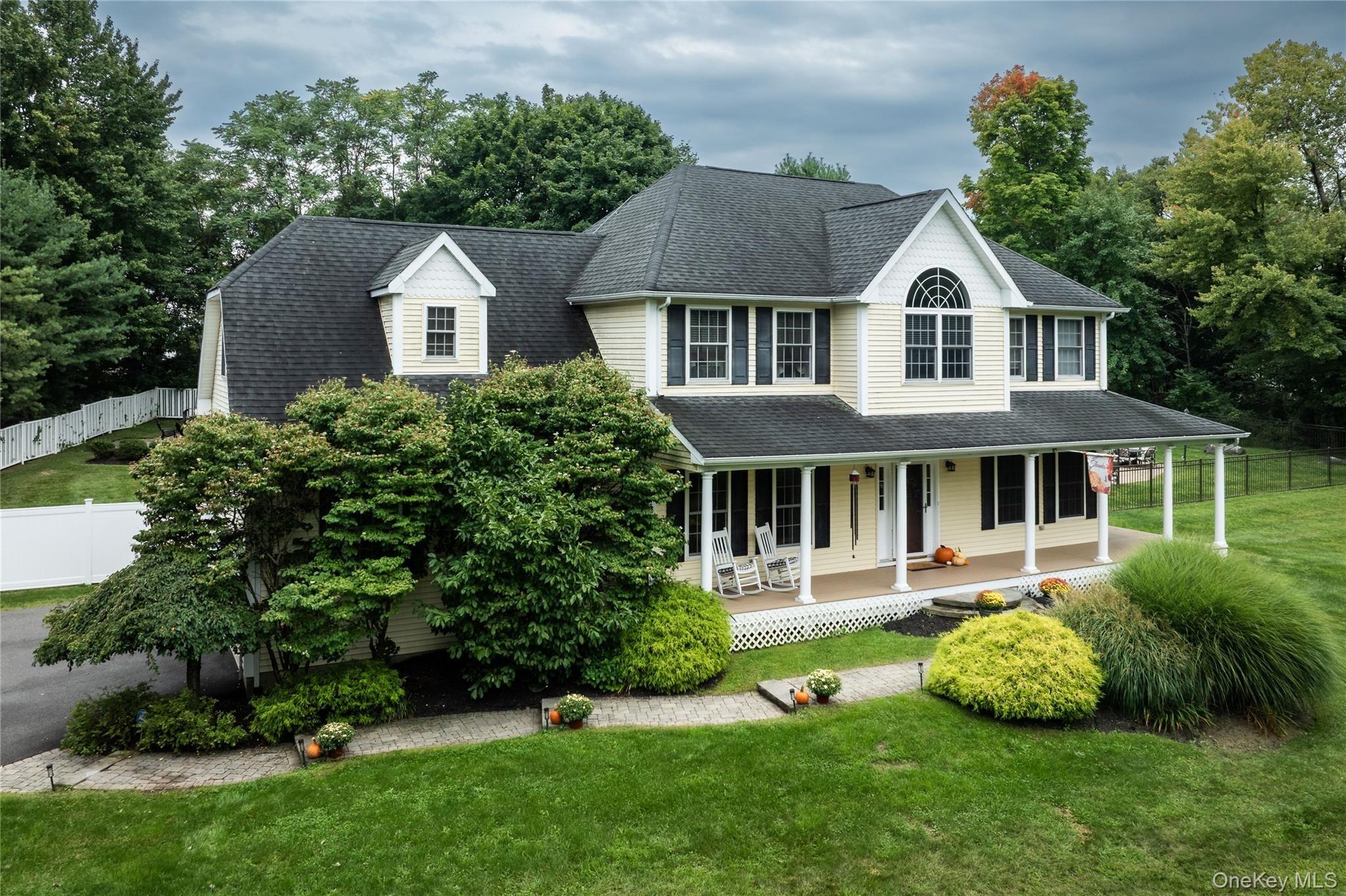 Ridgeview Ln, Marlboro, NY 12542