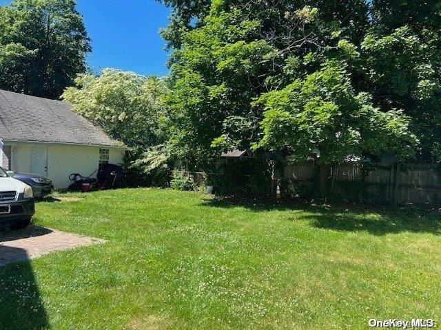 Grand Ave, North Baldwin, NY 11510