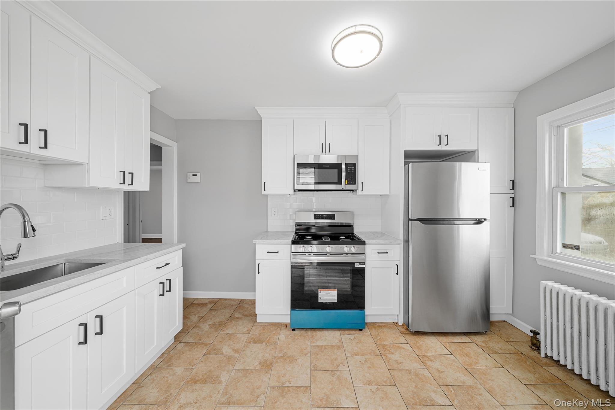 Booth St, Hempstead, NY 11550