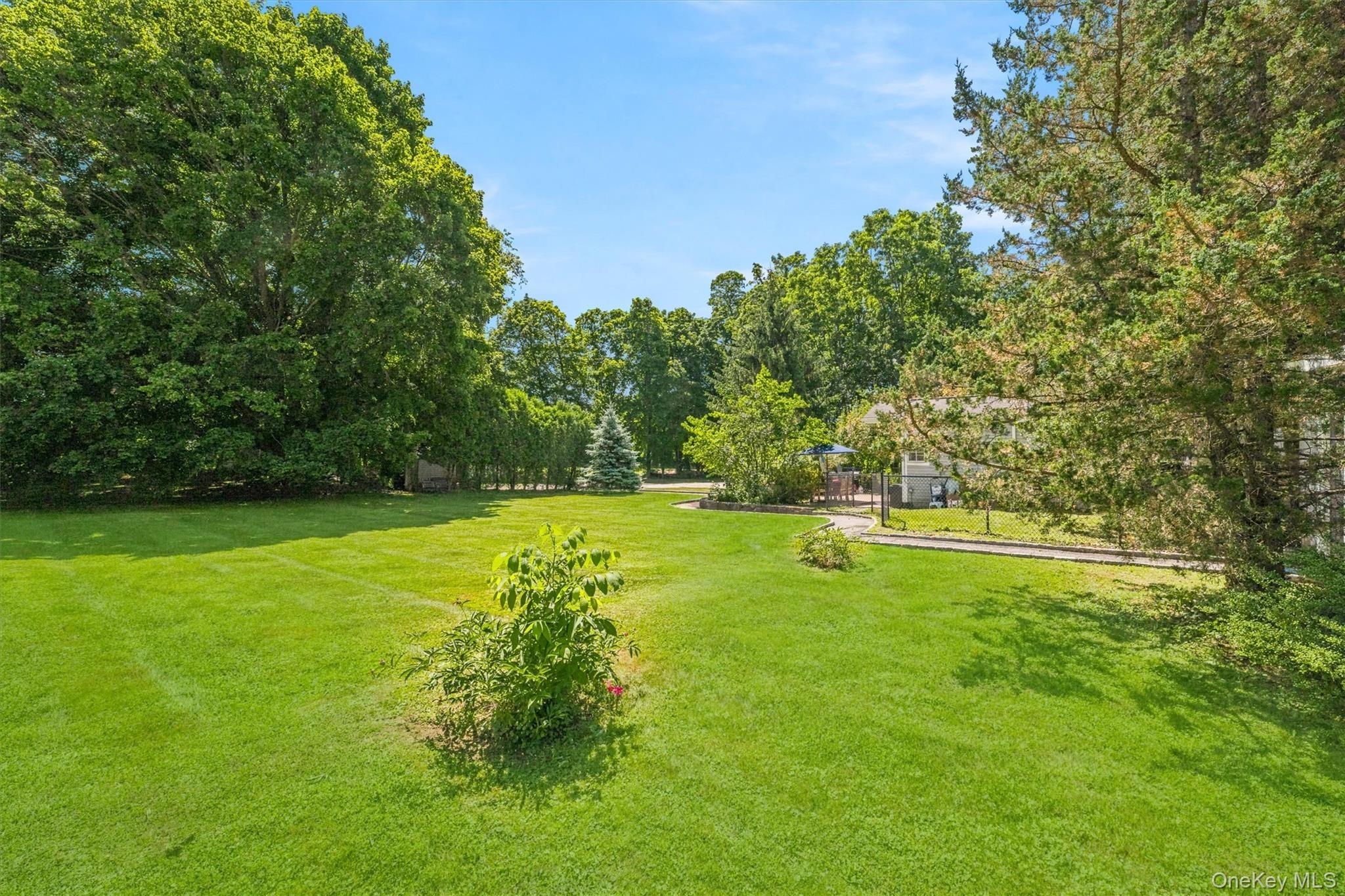 Gomer St, Yorktown Heights, NY 10598