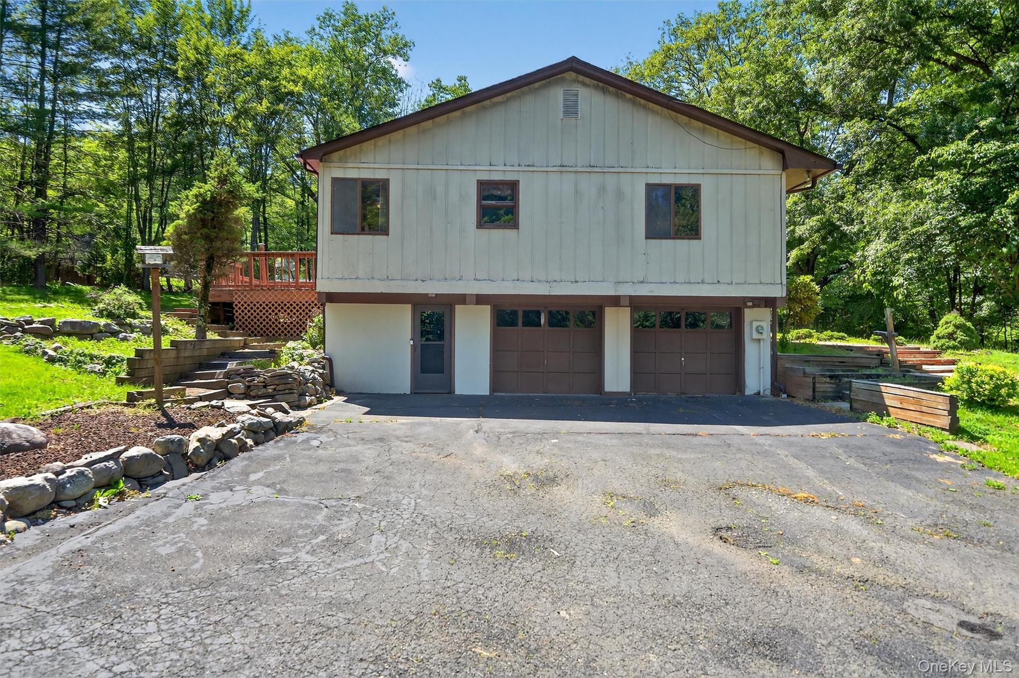 Ski Run Rd, Bloomingburg, NY 12721
