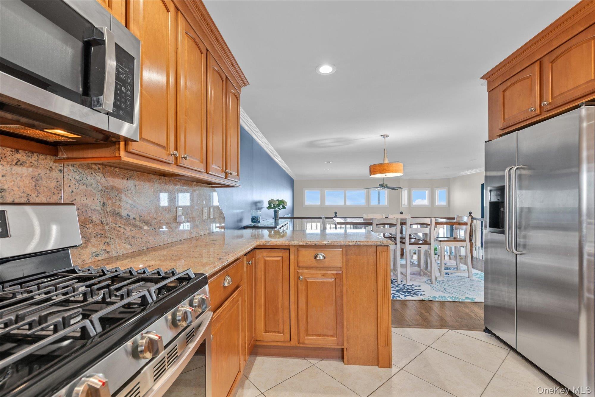 W Park Ave, Long Beach, NY 11561