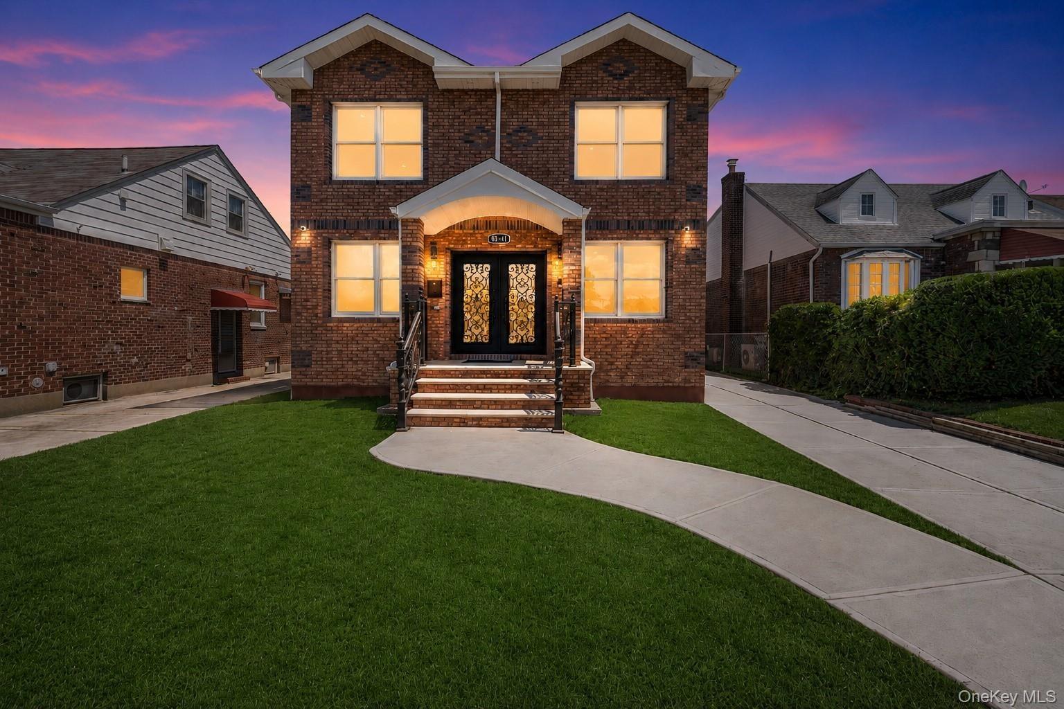 Little Neck Pkwy, Glen Oaks, NY 11004