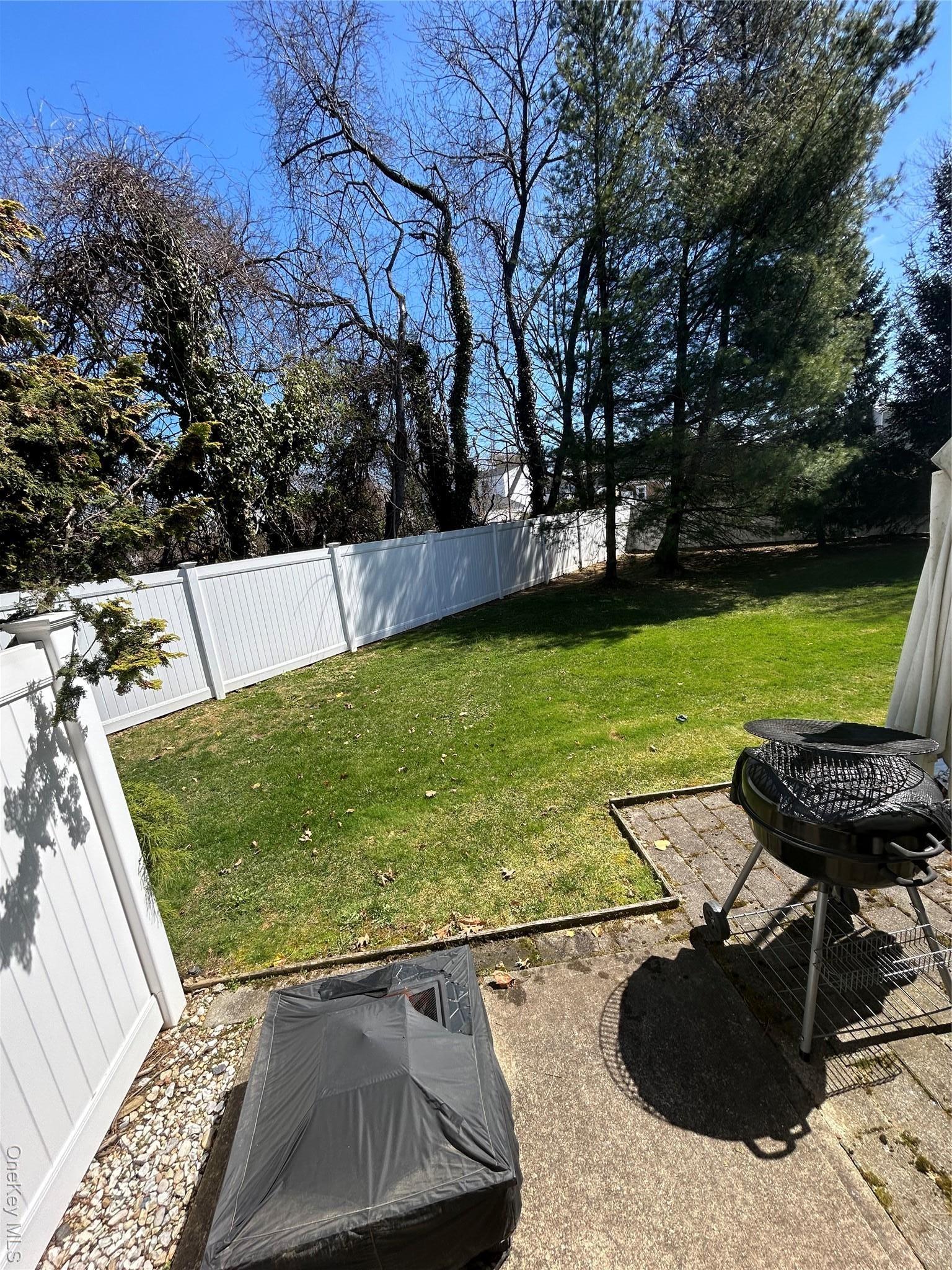 Jerusalem Ave, Uniondale, NY 11553