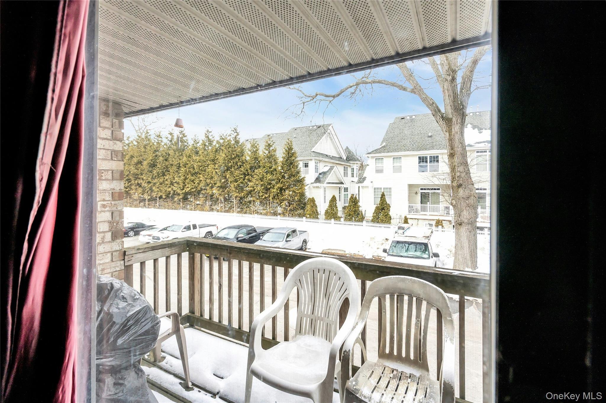 River Ave, Patchogue, NY 11772