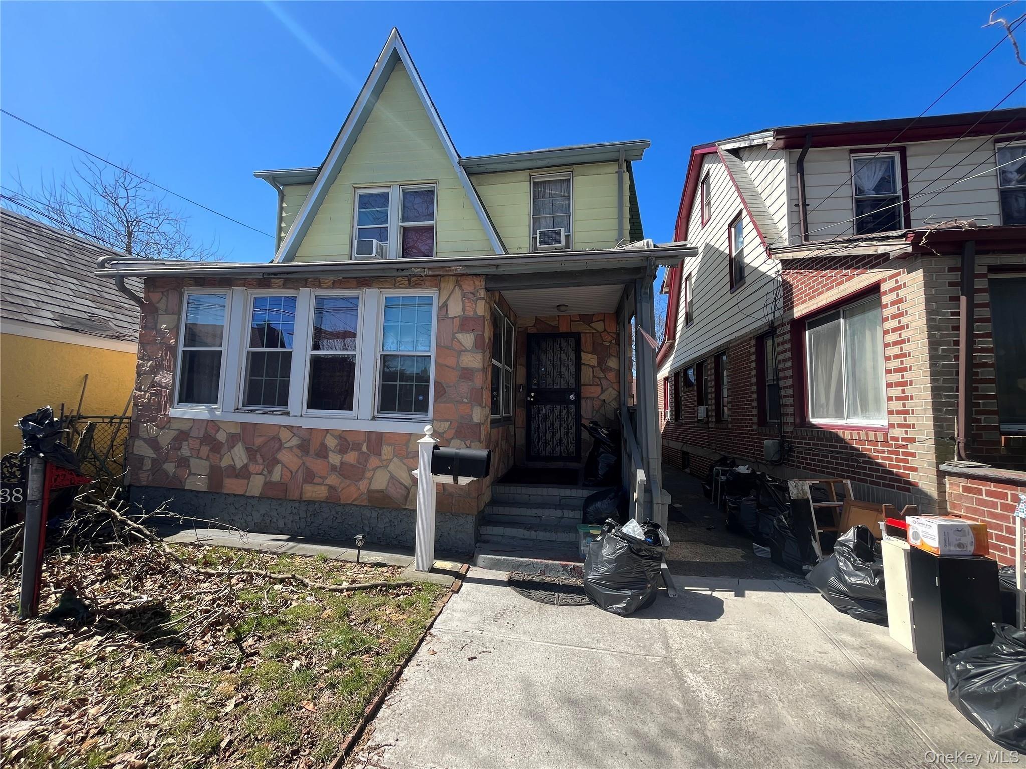 202nd St, Saint Albans, NY 11412