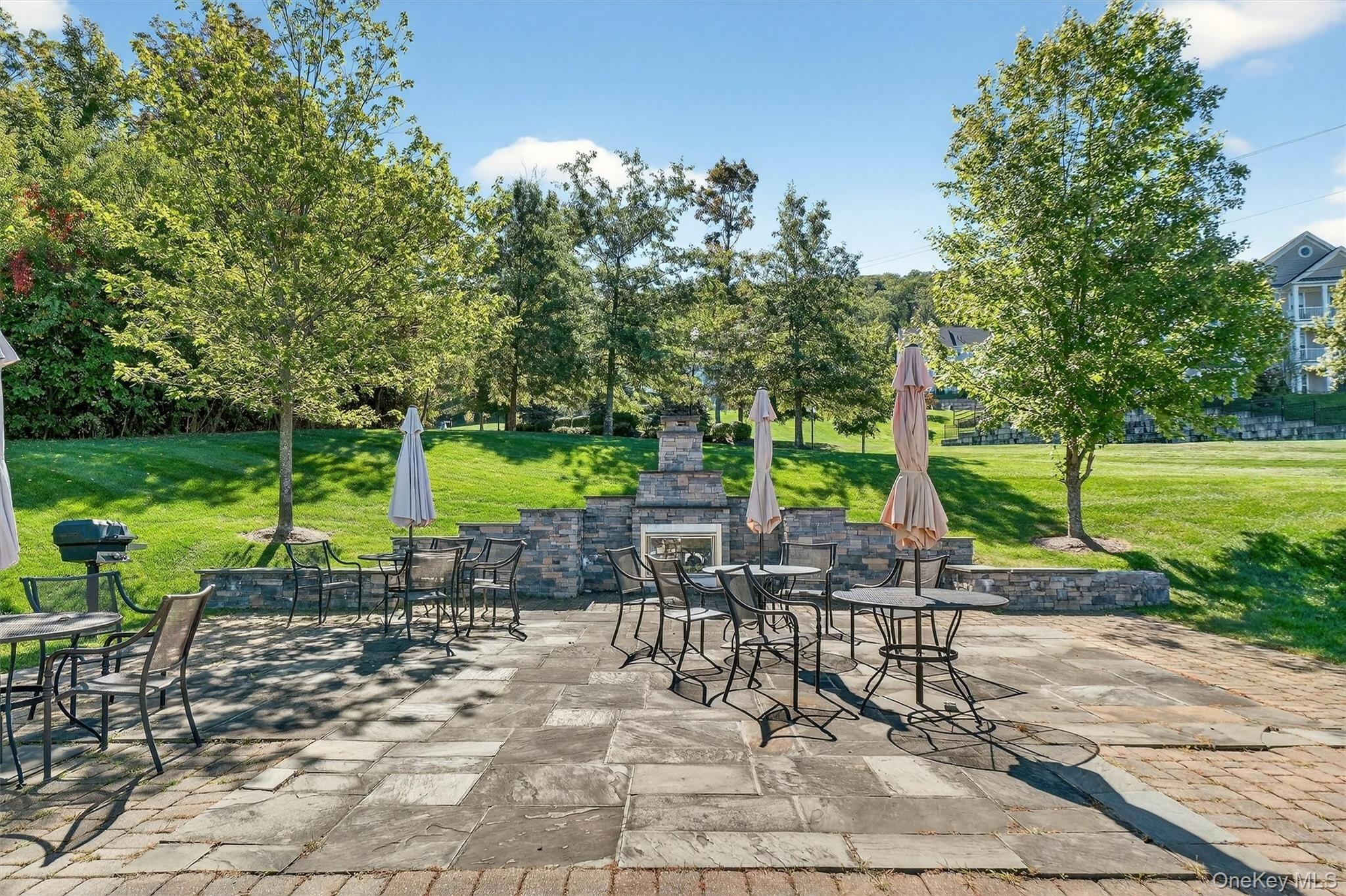 Saratoga Ln, Fishkill, NY 12524