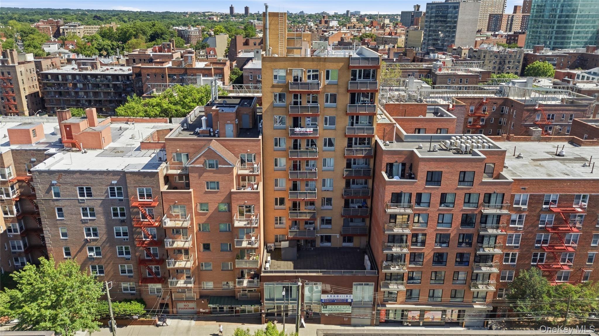 41st Ave, Flushing, NY 11355