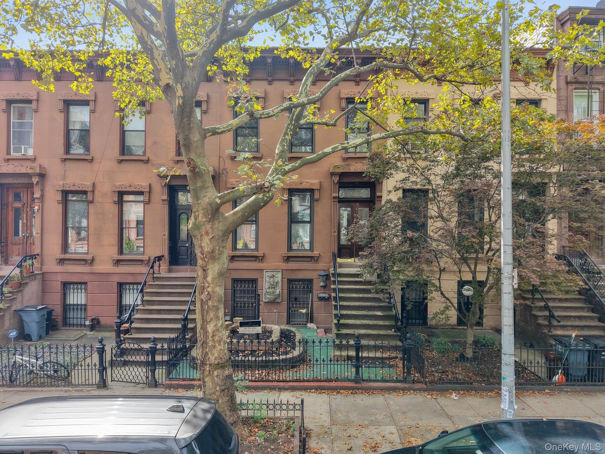 Madison St, Brooklyn, NY 11221