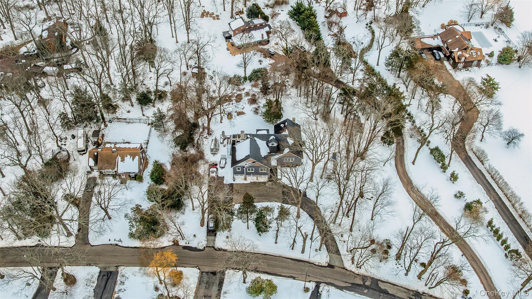 Valentine Rd, Shoreham, NY 11786