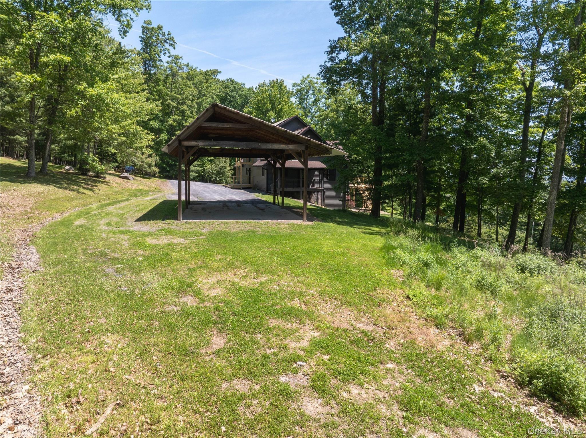 Rochester Center Rd, Accord, NY 12404