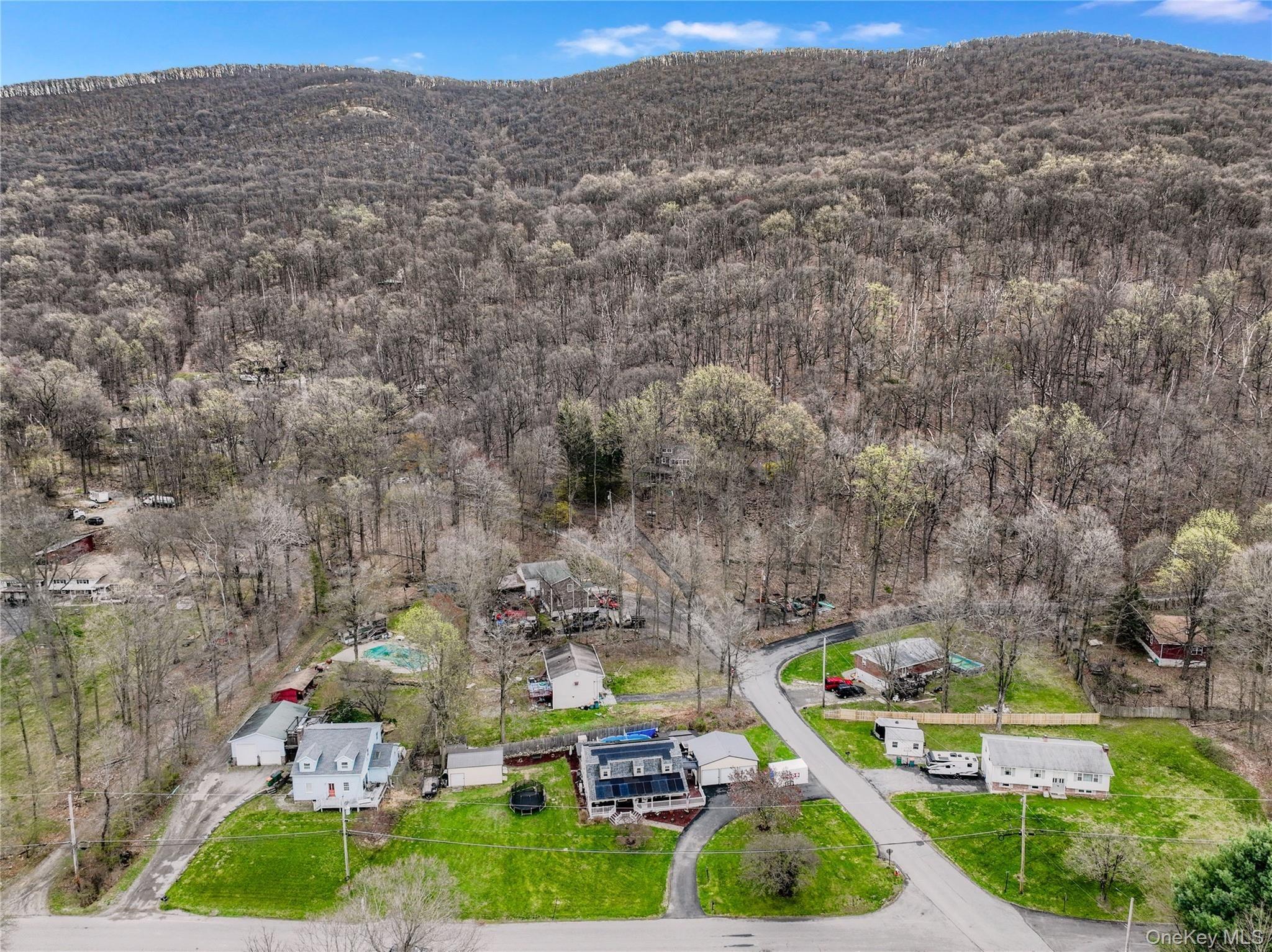 Greenwood Dr, Beacon, NY 12508
