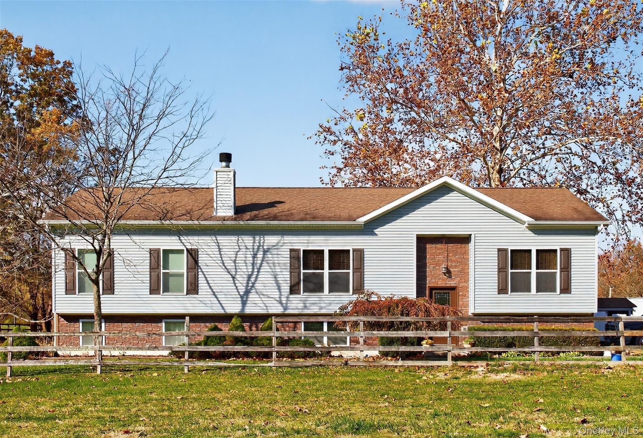 Dusinberre Rd, Gardiner, NY 12525