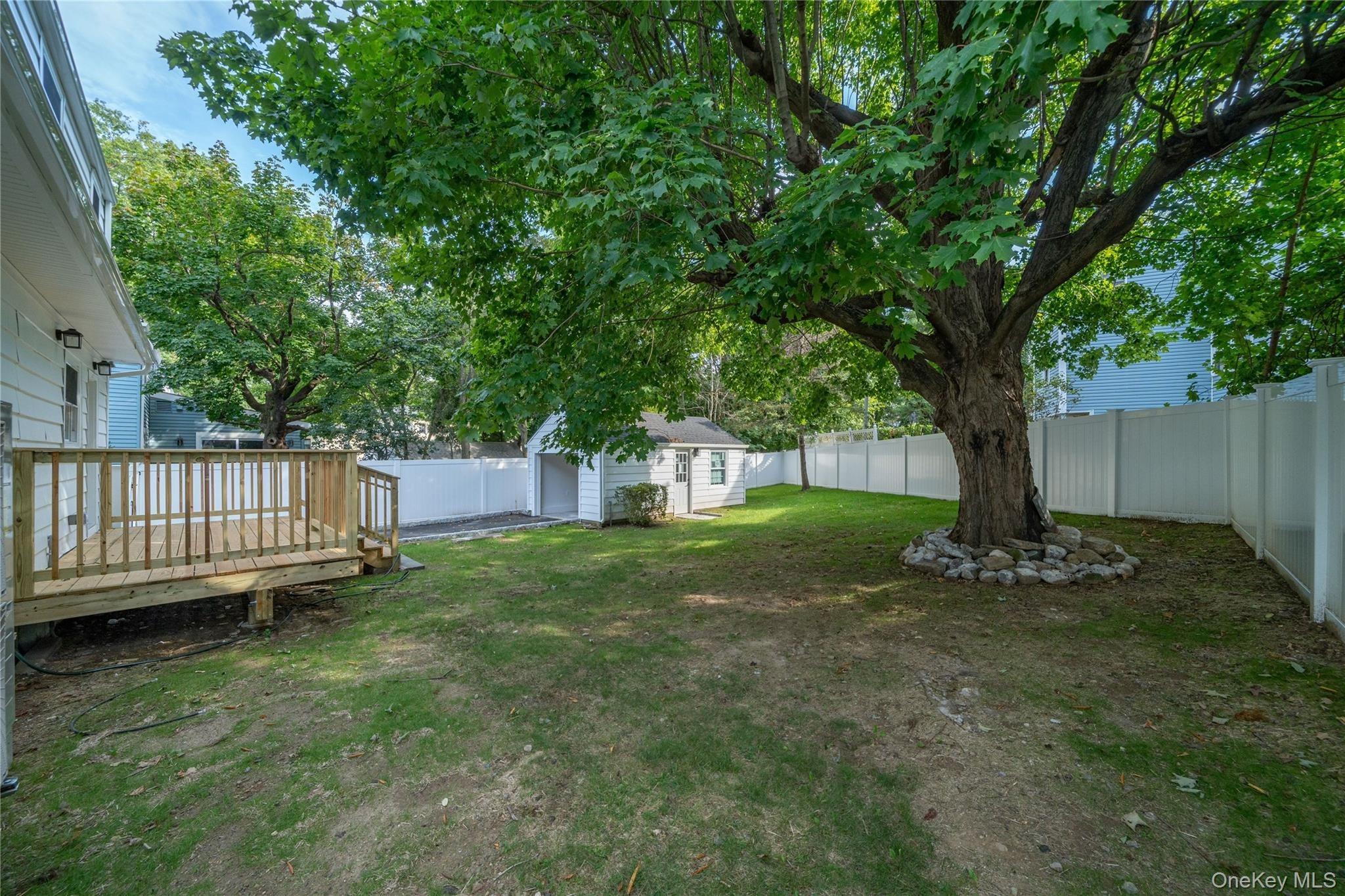 Lincoln Ave, Eastchester, NY 10709