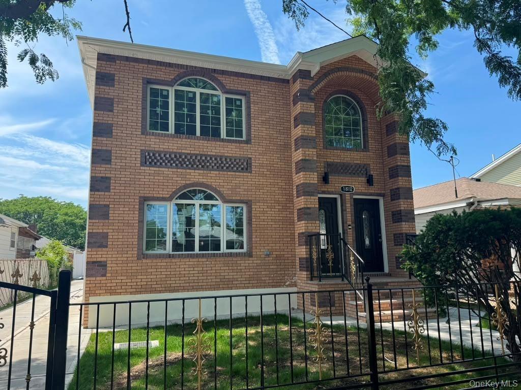 145th Ave, Springfield Gardens, NY 11413