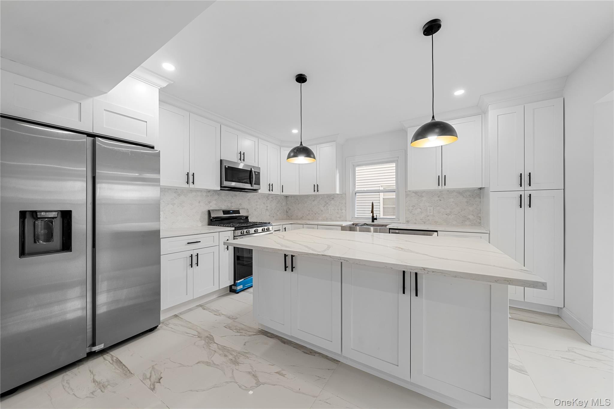 Brown Ave, Hempstead, NY 11550