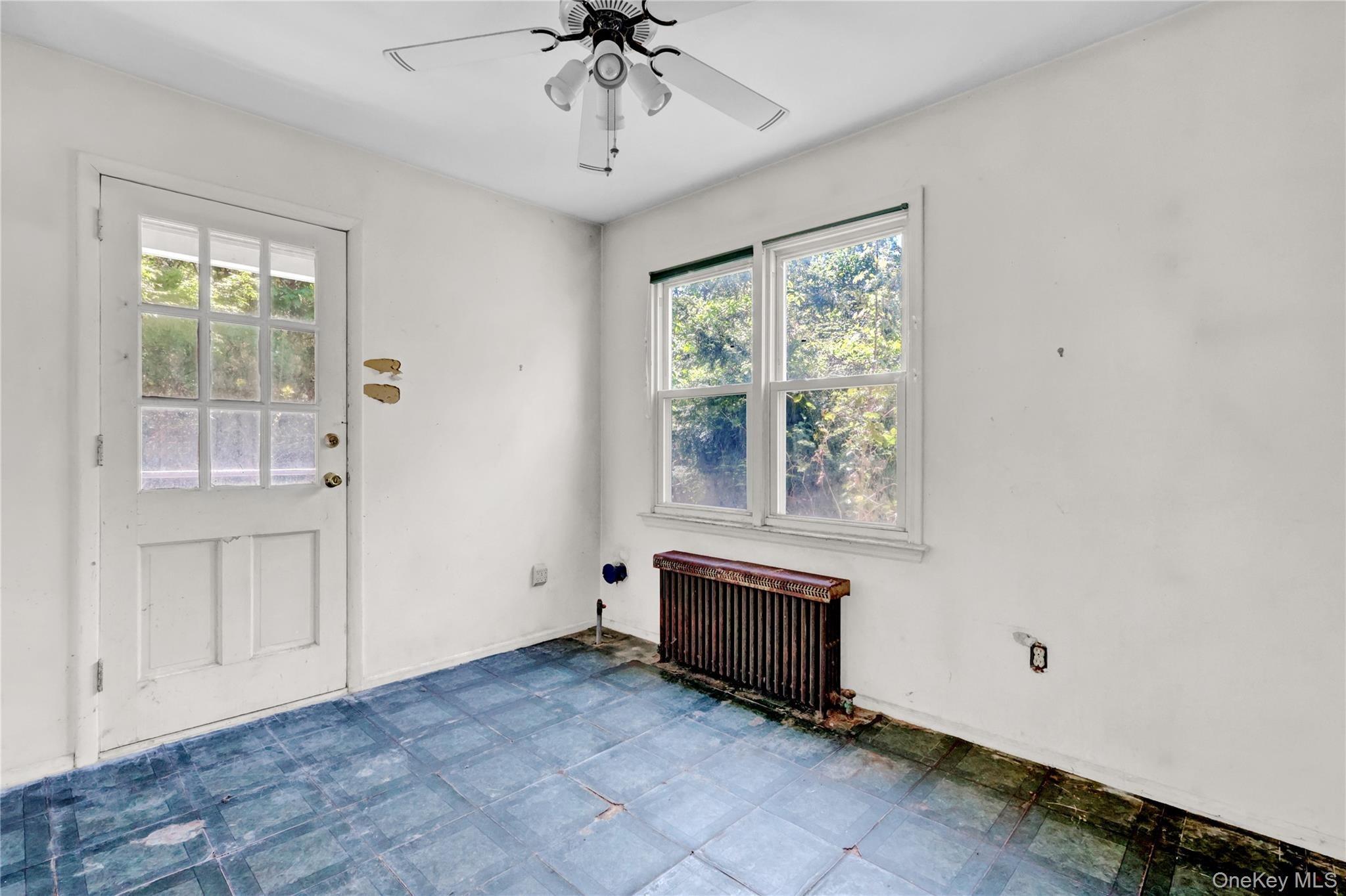 5th Ave S, Huntington Station, NY 11746