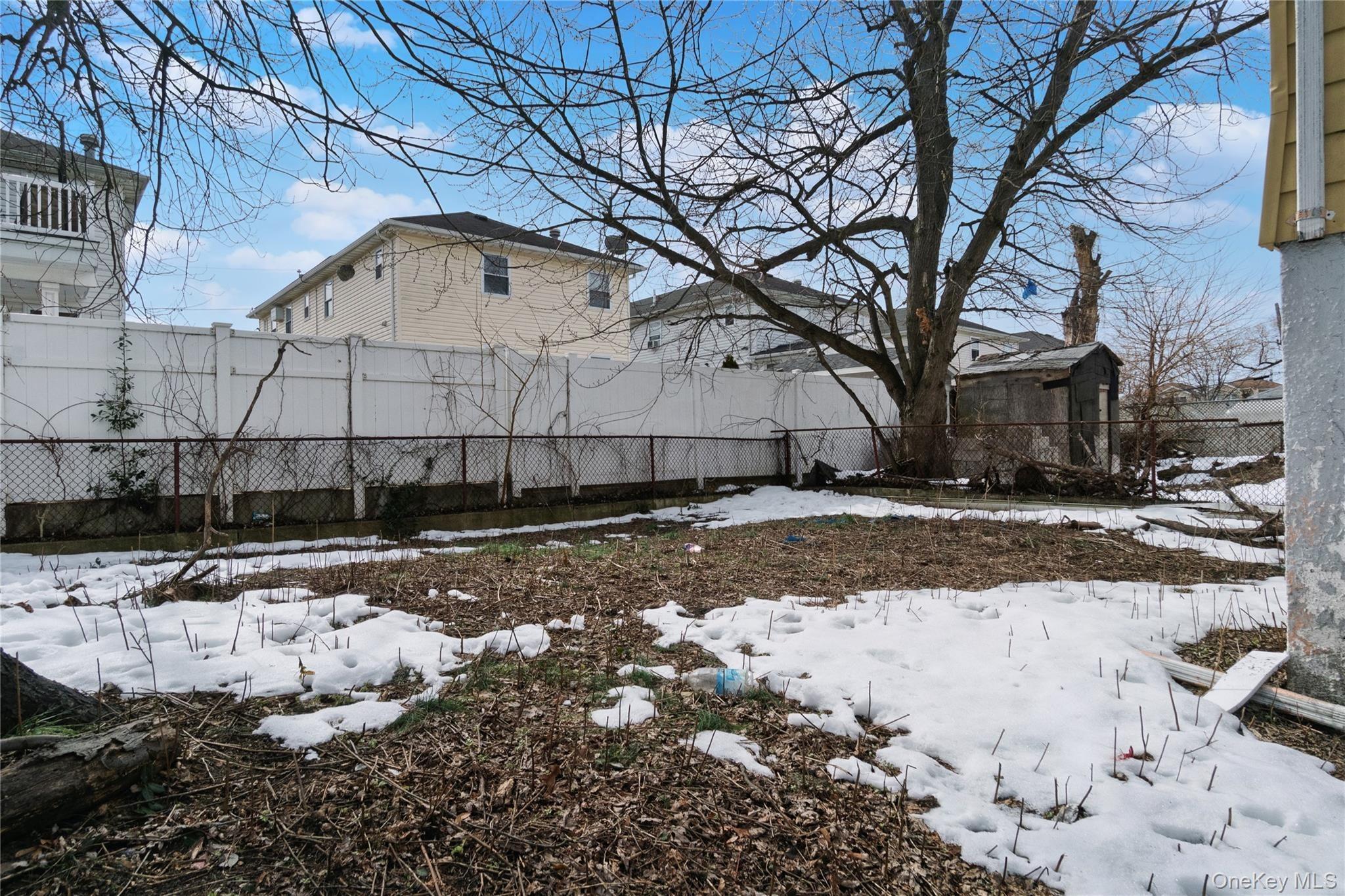 Bayfield Ave, Arverne, NY 11692