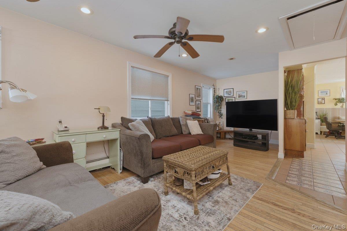 Virginia Ave, Long Beach, NY 11561
