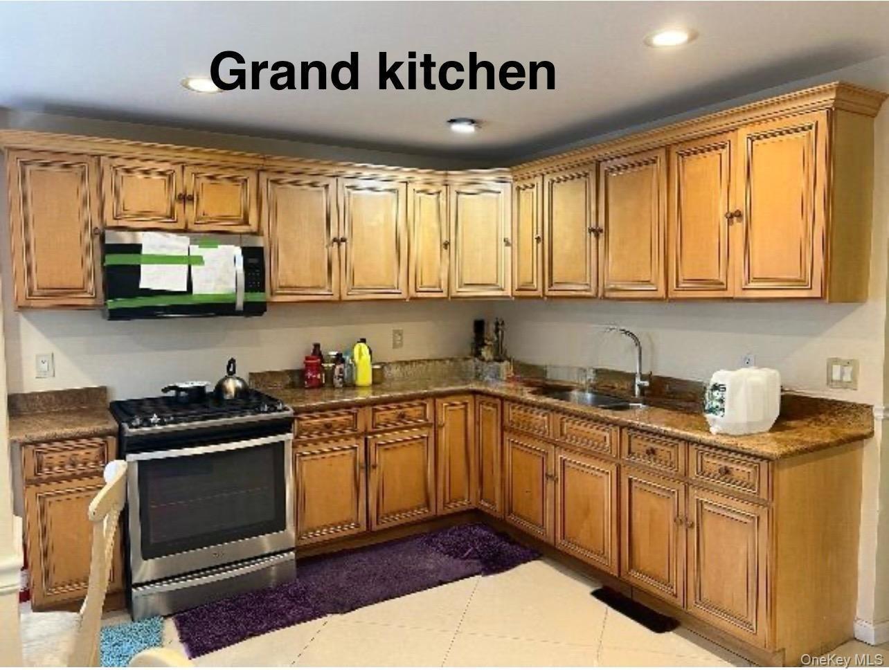 Digney Ave, Bronx, NY 10466
