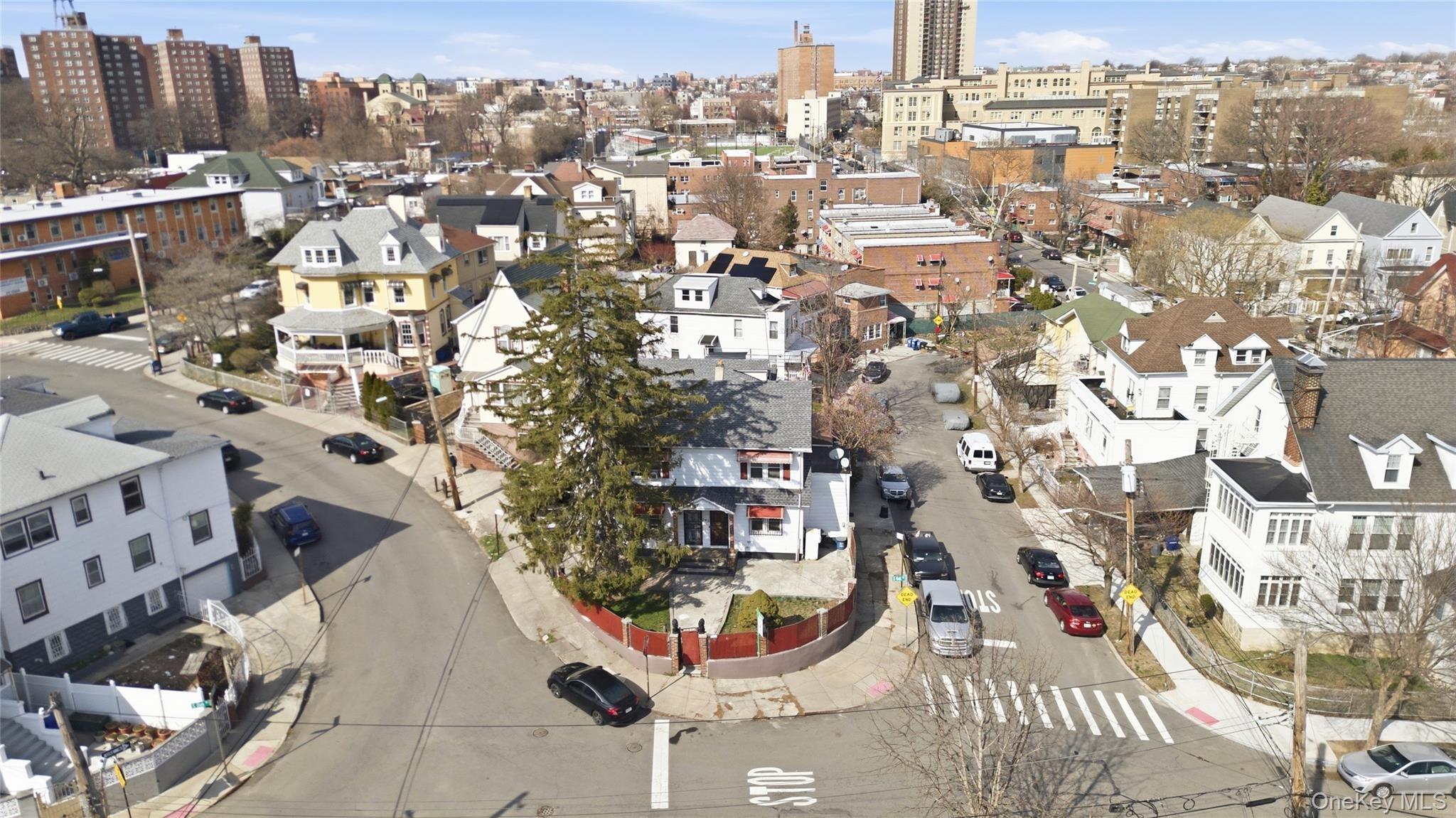 N Oak Dr, Bronx, NY 10467