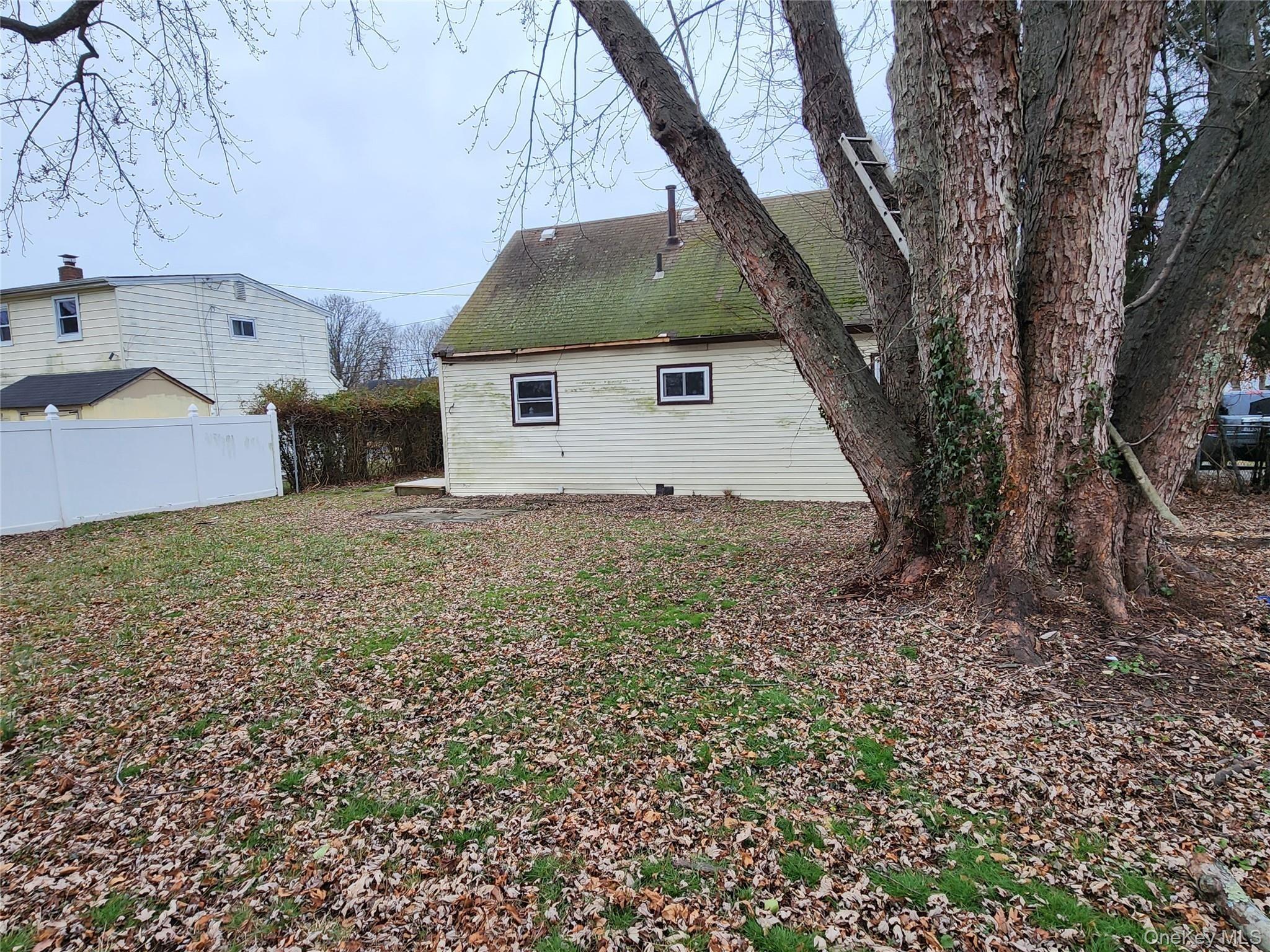 Parkway Blvd, Wyandanch, NY 11798