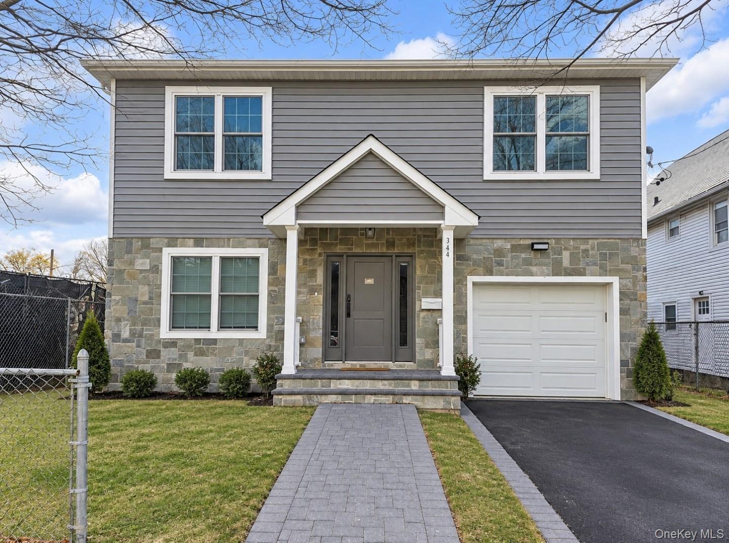 Bayview Ave, Inwood, NY 11096