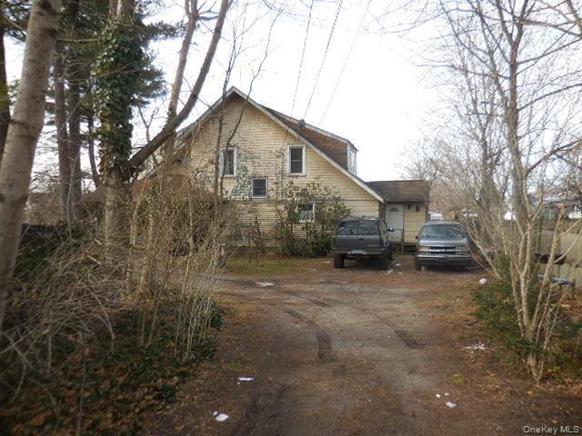 Washington Ave, Brentwood, NY 11717