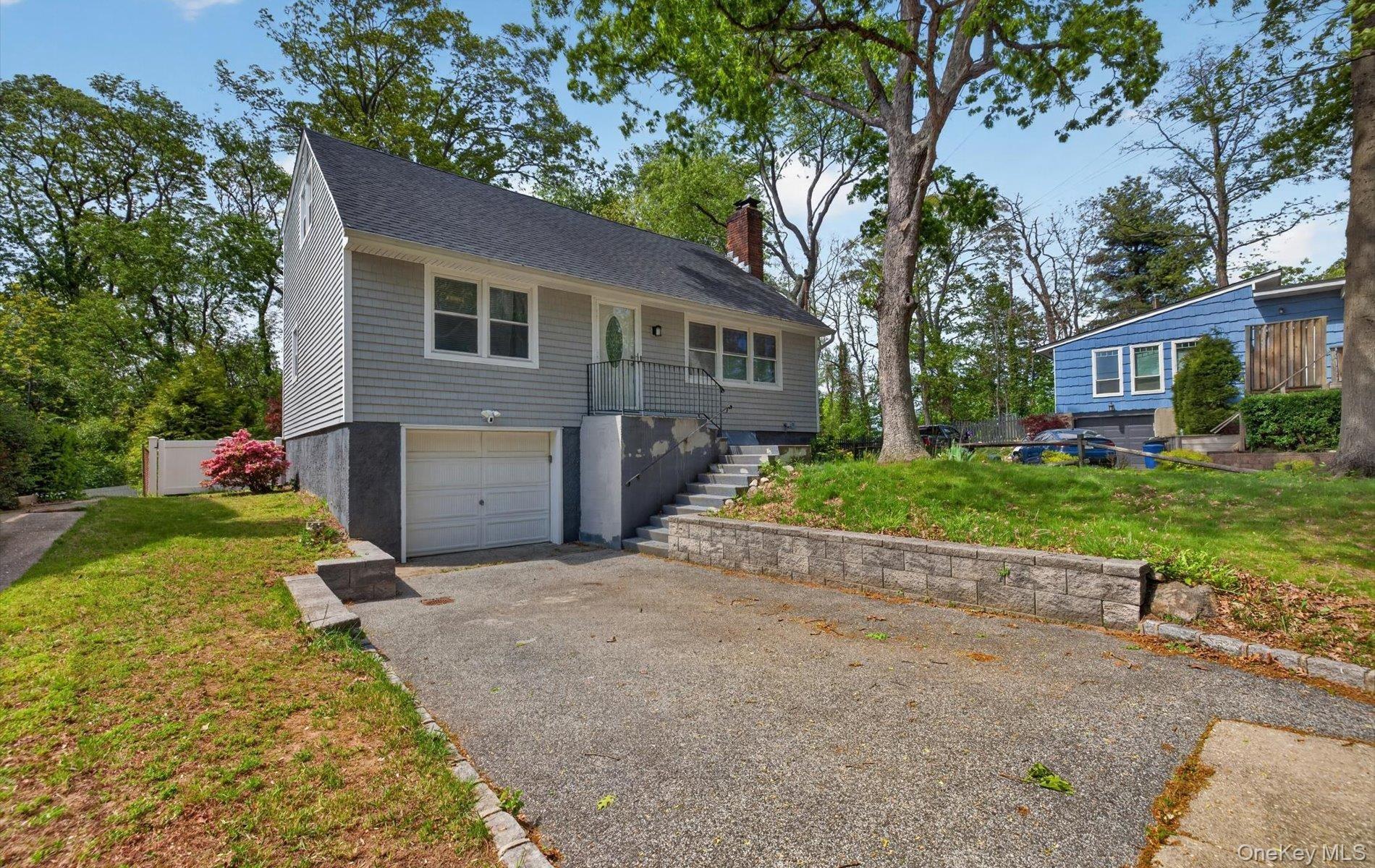 Bergen Ct, Huntington Station, NY 11746
