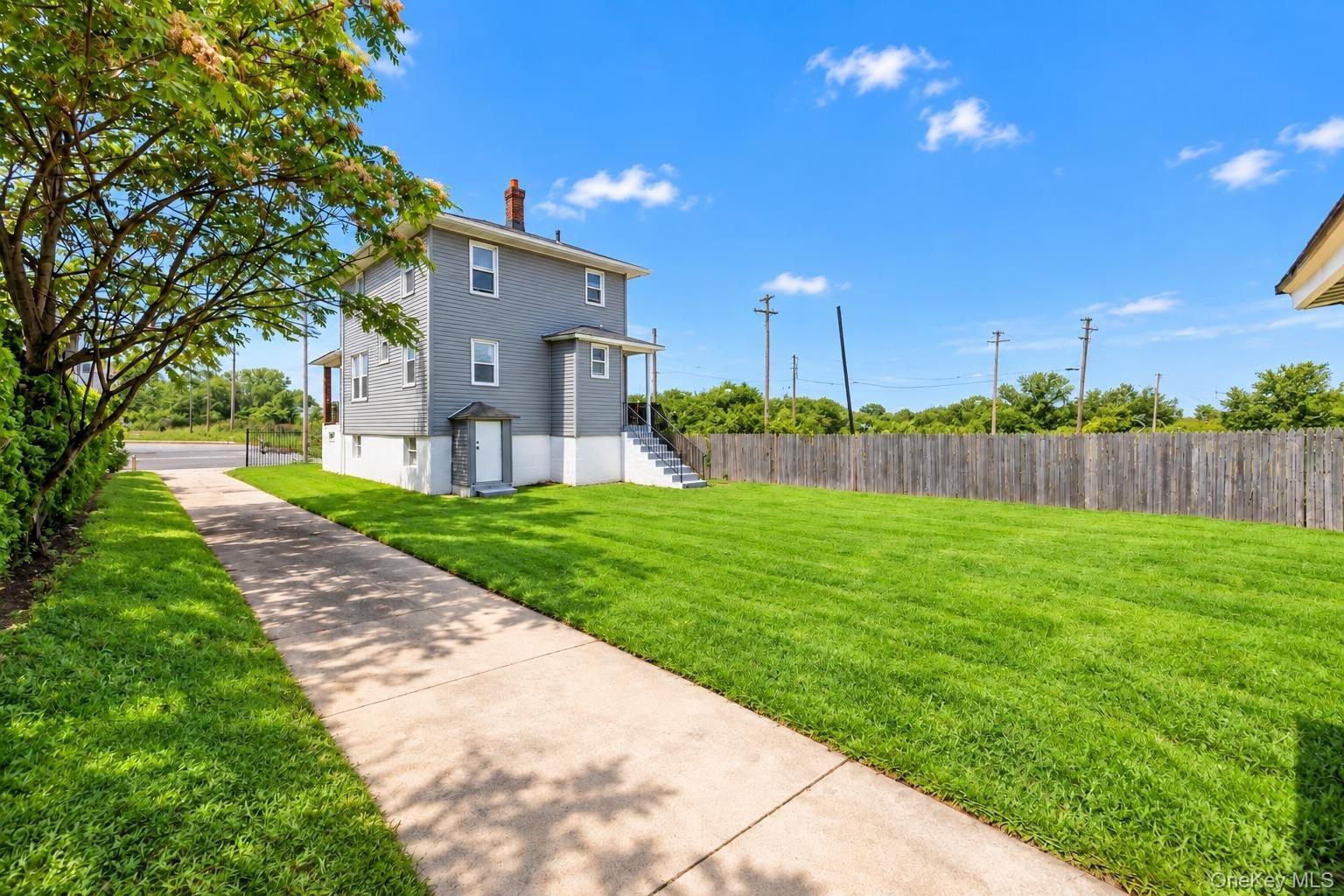 Pinson St, Far Rockaway, NY 11691