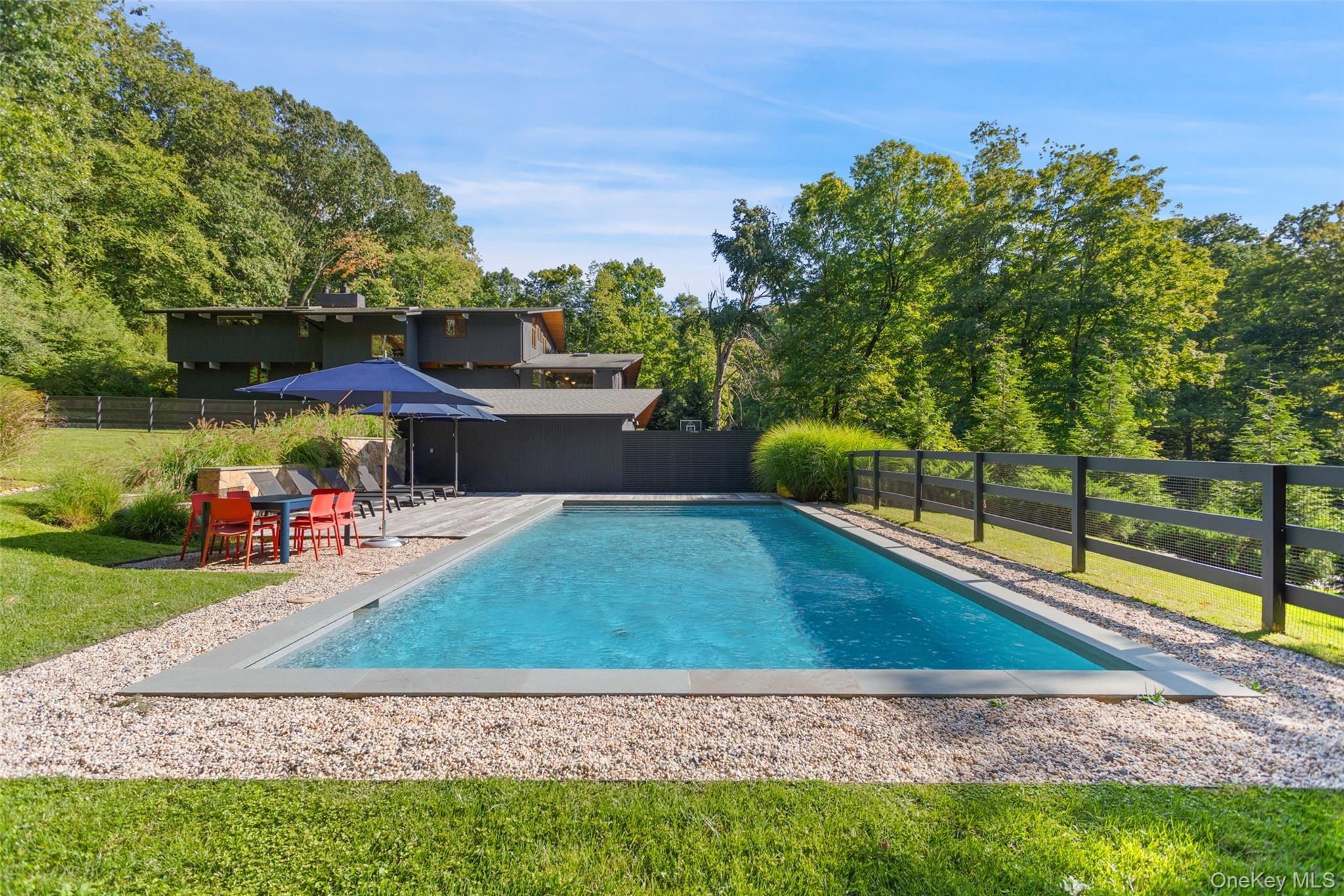 Black Spring Rd, Pound Ridge, NY 10576
